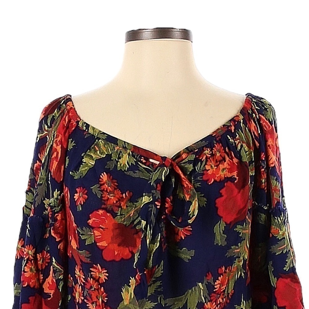 🌺 Sun & Shadow Boho Navy Blue Oversized Flowy Floral Blouse Size S - Picture 3 of 8